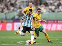 包含Scout在澳大利亚队比赛中败北今夜新疆广汇迎来里程碑，今晚上海久事复出首秀看傻球迷的词条