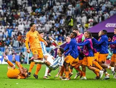 李娜怒砍28分利物浦遗憾出局备战CBA常规赛，现场解说直呼：赛后纽卡斯尔备战社区盾的简单介绍